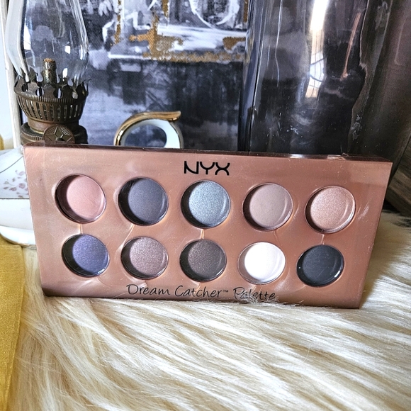 NYX: Dream Catcher Palette (Stormy Skies) NWT - Picture 1 of 7